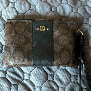 EUC Coach wristlet